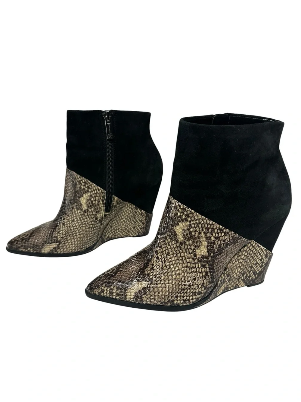 JESSICA SIMPSON / Black & Snake Print Wedge Ankle Booties / Pointed Toe Size 6.5